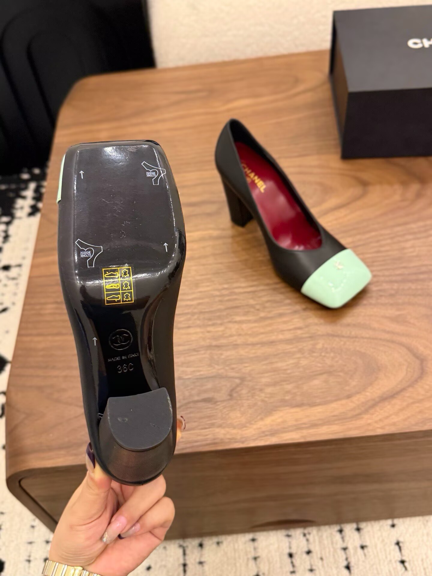 Fendi Shoes FDS00131
