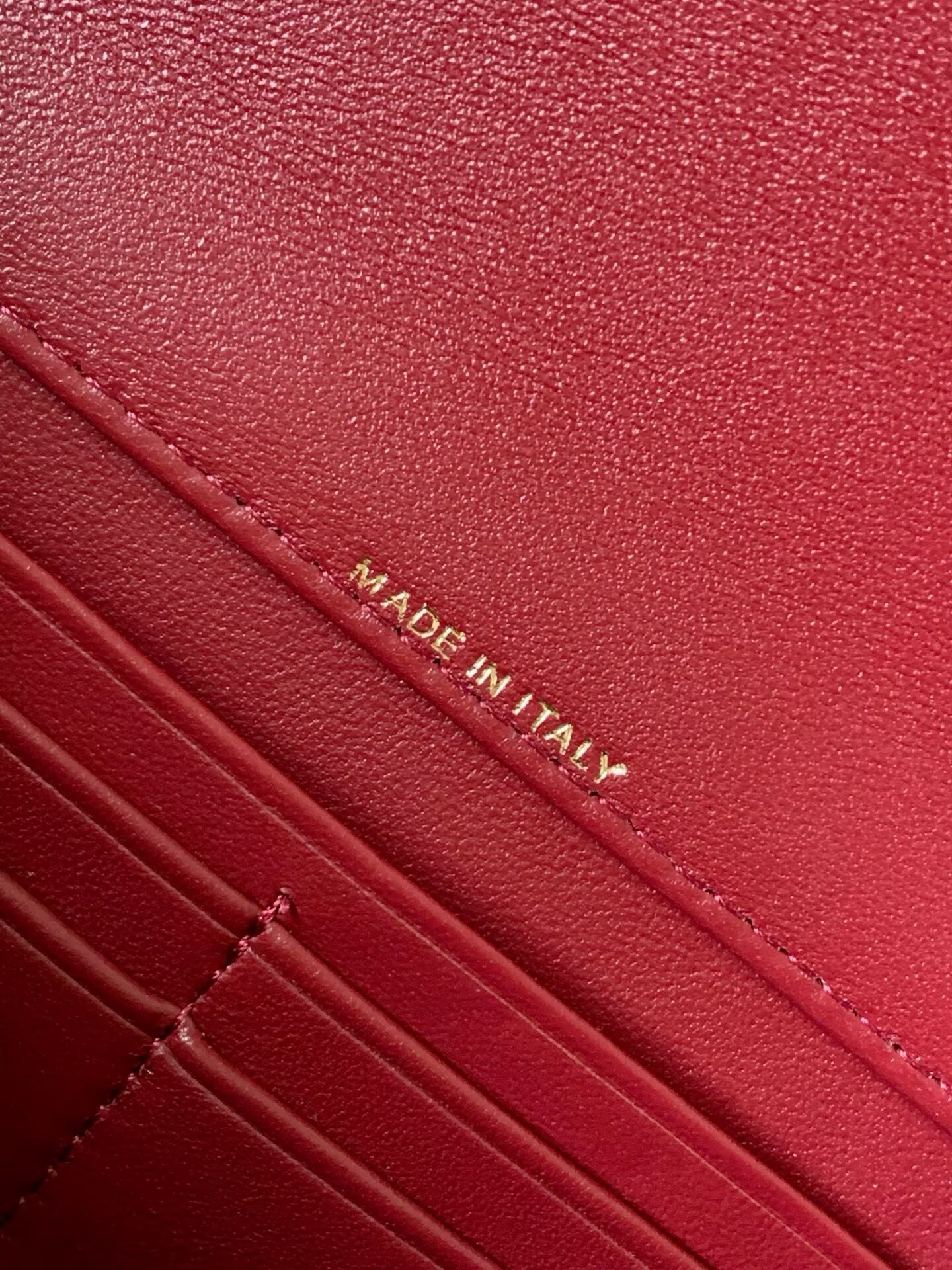 Chanel 26A Original Leather CC Handbag A6430 Burgundy