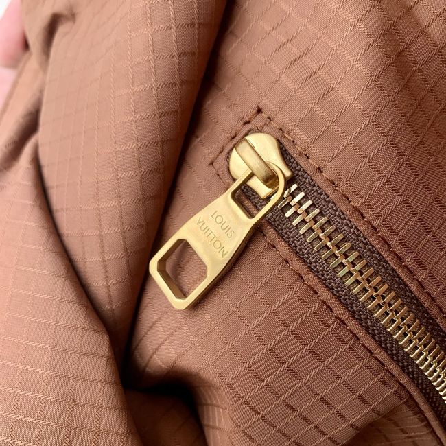 Louis vuitton Jet Lag Bag MM Louis Vuitton Silk Tech M2A425 Louis vuitton Jet Lag Bag MM Louis Vuitton Silk Tech M2A425