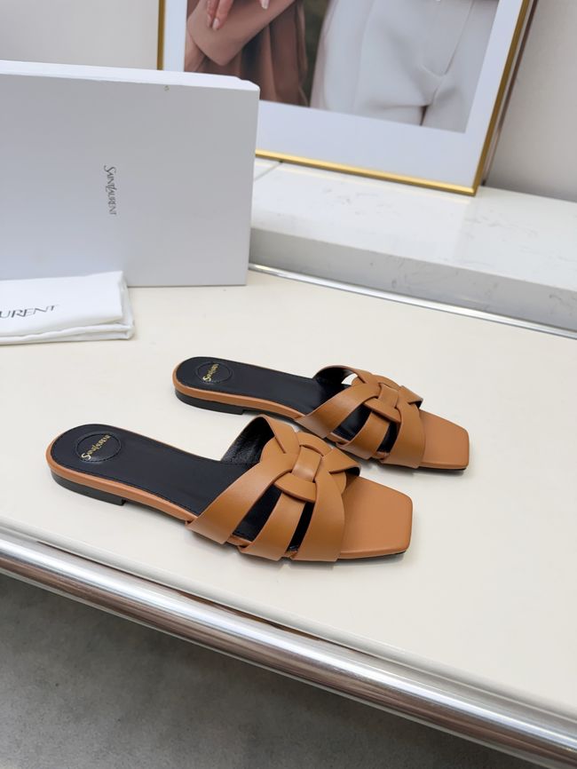 Saint Laurent tribute SANDALS in smooth leather 875936-1