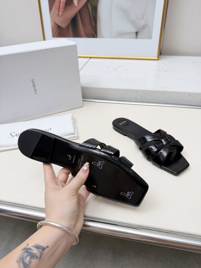 Saint Laurent tribute SANDALS in smooth leather 875936-5 Saint Laurent tribute SANDALS in smooth leather 875936-5