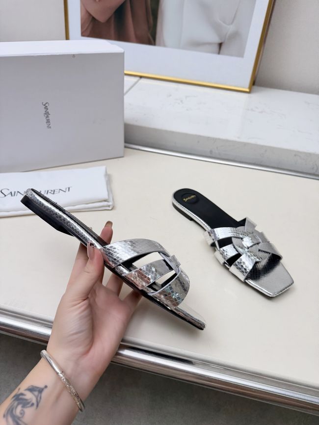 Saint Laurent tribute SANDALS in smooth leather 875936-6 Saint Laurent tribute SANDALS in smooth leather 875936-6